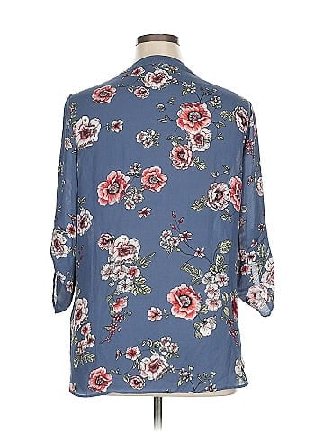 Maurices 3/4 Sleeve Blouse (view 2)