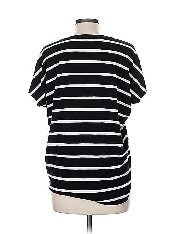 Express One Eleven Short Sleeve T-Shirt (view 2)
