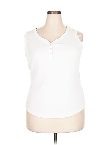 Sonoma Goods for Life Sleeveless T-Shirt (view 1)