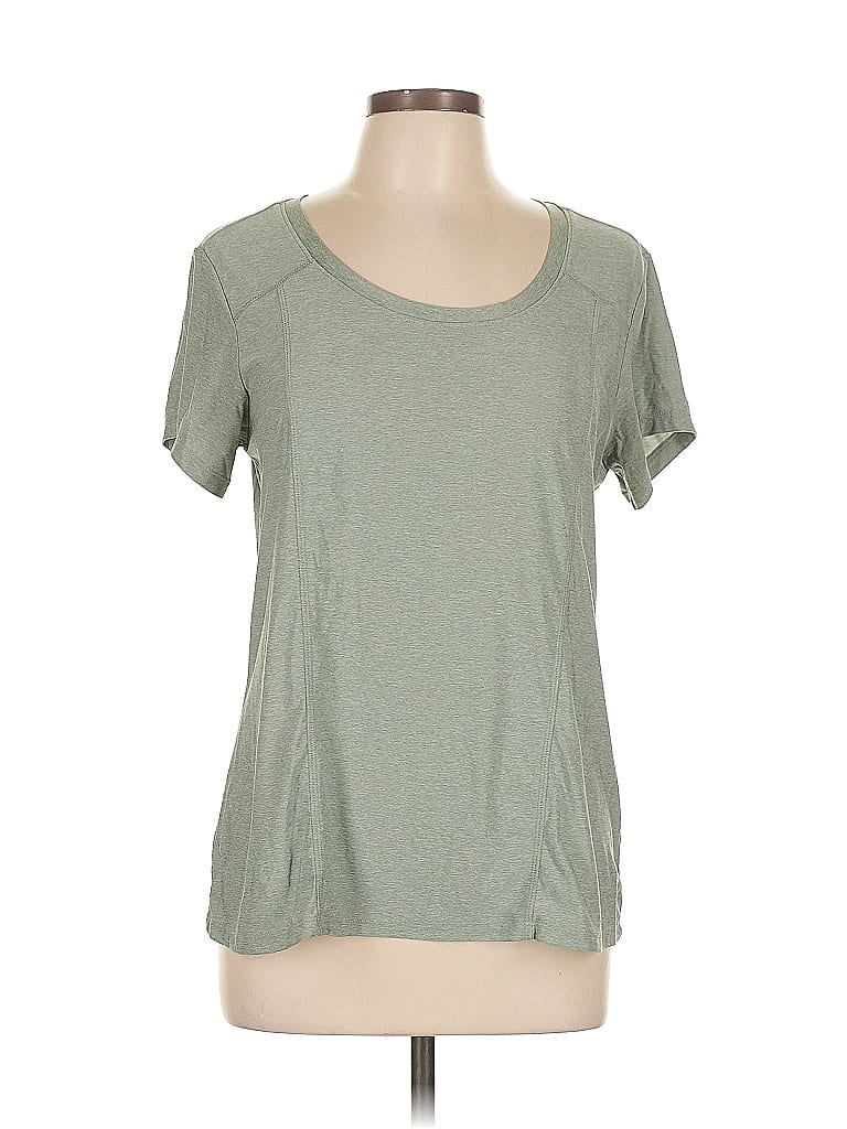 Click to view more detailed imagery on our partner's website Pre-owned Marika Short Sleeve T-shirt In Green