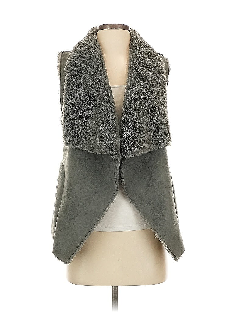 Pre-owned Velvet By Graham & Spencer Faux Fur Vest In Gray