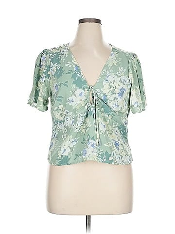 Abercrombie & Fitch Short Sleeve Blouse (view 1)