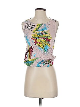 Tiny Sleeveless Blouse