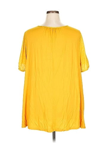 Lane Bryant Short Sleeve T-Shirt (view 2)