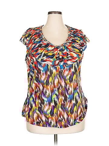 Eyeshadow Sleeveless Blouse (view 1)