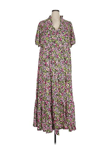 Crown & Ivy Casual Dress (view 1)