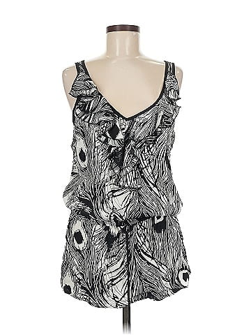 Karen Kane Casual Dress (view 1)
