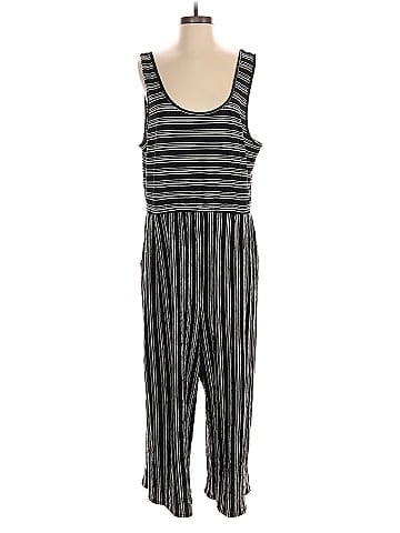 Xhilaration Casual Dress (view 1)
