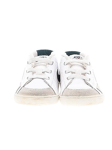Nike Sneakers (view 2)