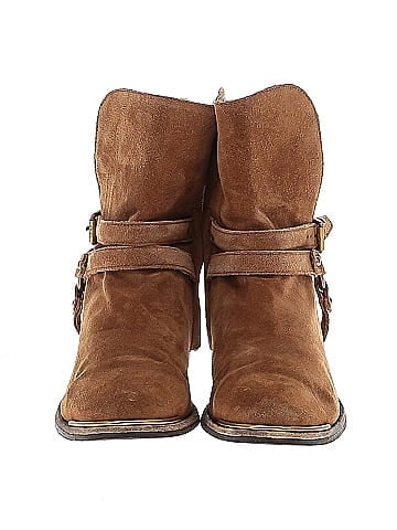 Ugg Ankle Boots (view 2)