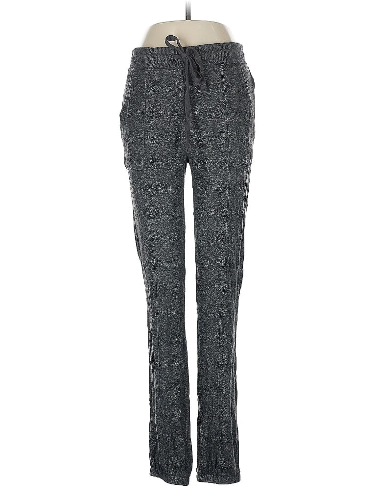 Click to view more detailed imagery on our partner's website Pre-owned Aéropostale Casual Pants In Gray