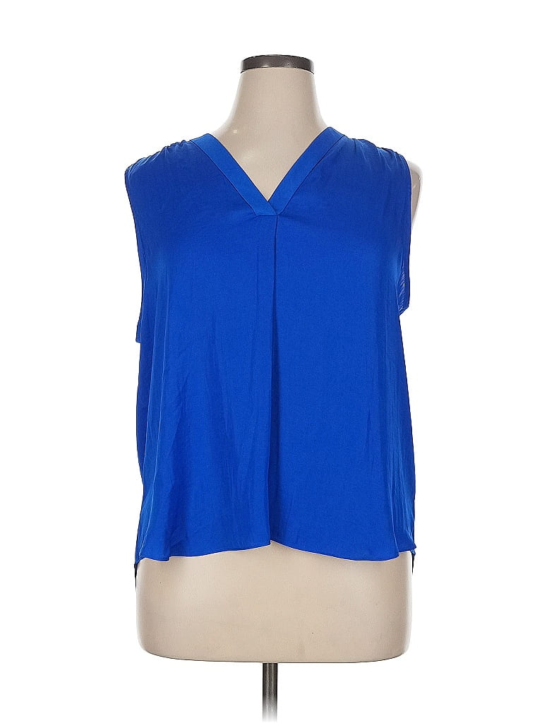 VINCE CAMUTO Pre-owned Sleeveless T-shirt In Blue