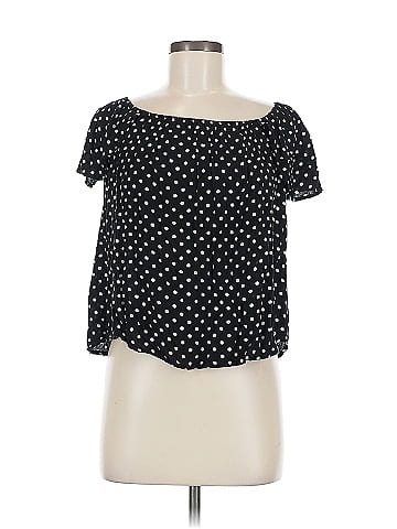 Romeo & Juliet Couture Short Sleeve Blouse (view 1)