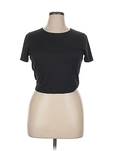 Fabletics Short Sleeve T-Shirt (view 1)