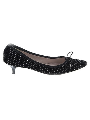 Paul Mayer Attitudes Flats (view 1)
