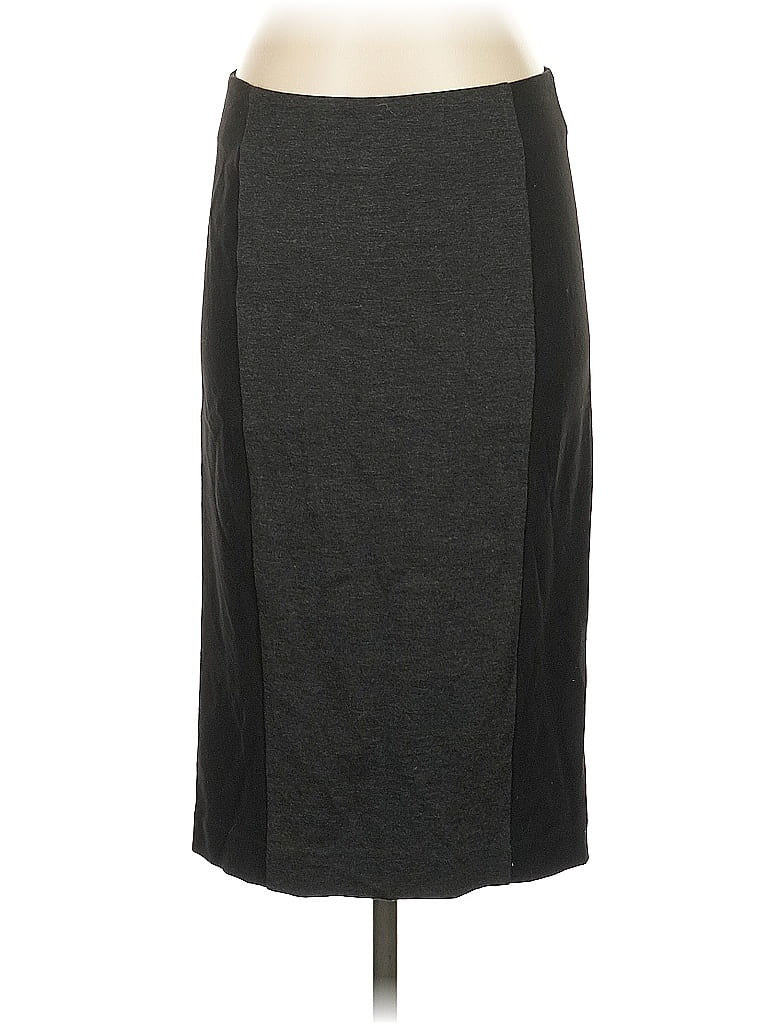 Click to view more detailed imagery on our partner's website Pre-owned Cabi Casual Skirt In Gray