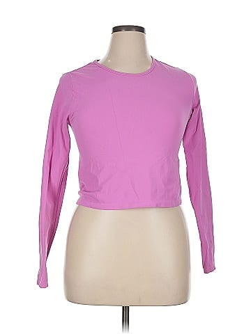 Fabletics Long Sleeve T-Shirt (view 1)