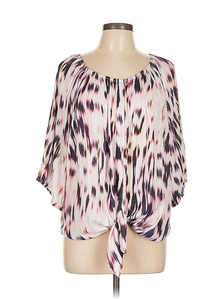 Click to view more detailed imagery on our partner's website Pre-owned Jennifer Lopez 3/4 Sleeve Blouse In Pink