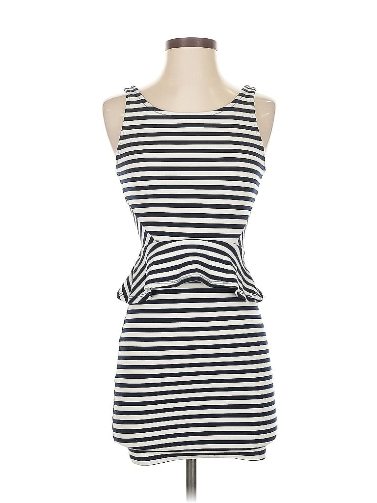 Pre-owned Divided By H&m Casual Dress In Black