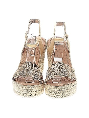 Unbranded Wedges (view 2)