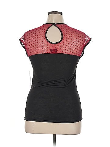 Steady Short Sleeve Top (view 2)