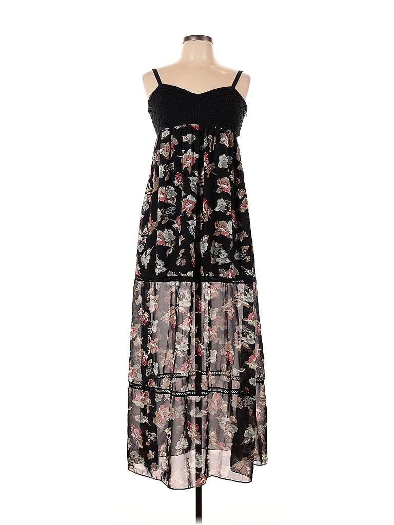 Pre-owned Maia Casual Dress In Black