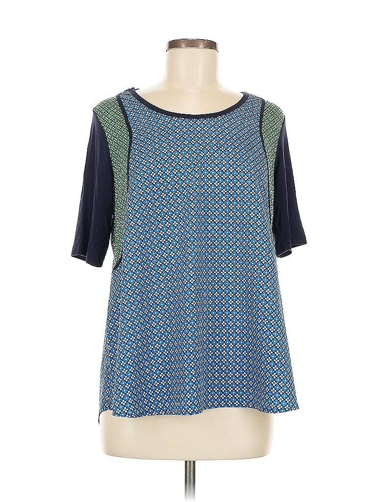 Click to view more detailed imagery on our partner's website Pre-owned Liz Claiborne Short Sleeve Top Blue Square Neckline Tops