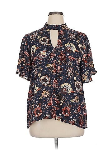 Eyeshadow Short Sleeve Blouse (view 1)