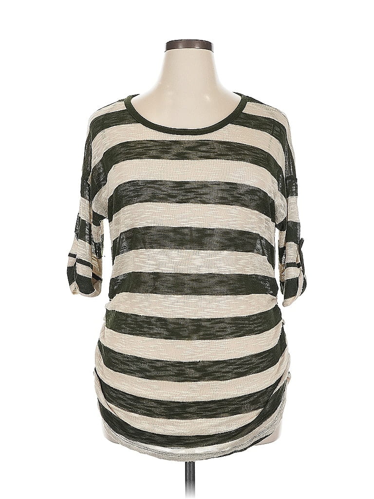 Pre-owned Liv 3/4 Sleeve Top Gray Scoop Neck Tops