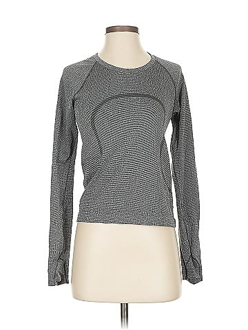 Lululemon Athletica Long Sleeve T-Shirt (view 1)