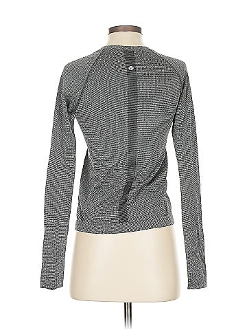 Lululemon Athletica Long Sleeve T-Shirt (view 2)
