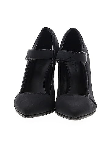 Kenneth Cole New York Heels (view 2)