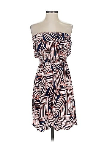Crown & Ivy Casual Dress (view 1)