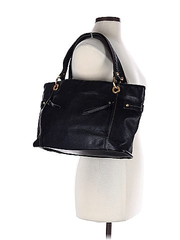 Liz Claiborne Leather Shoulder Bag (view 2)