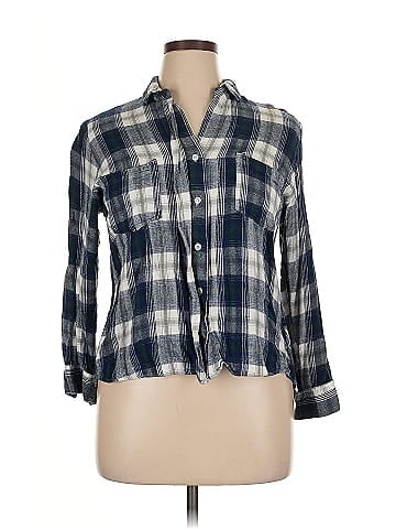 Philosophy Republic Clothing 3/4 Sleeve Button-Down Shirt (view 1)