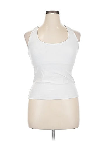 Beyond Yoga Tank Top (view 1)