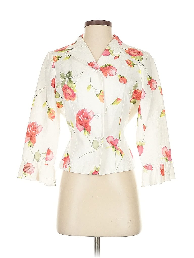 Click to view more detailed imagery on our partner's website Pre-owned Teri Jon Jacket In White