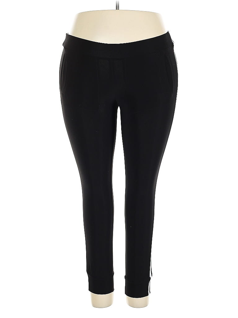 Click to view more detailed imagery on our partner's website Pre-owned Norma Kamali Active Pants In Black