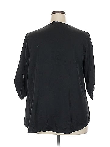 BLOOMCHIC 3/4 Sleeve Blouse (view 2)