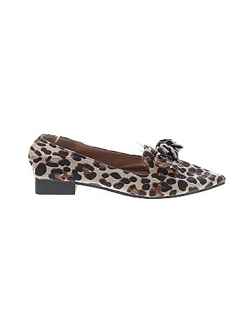 Unbranded Flats (view 1)