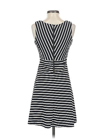 Monteau Casual Dress (view 2)