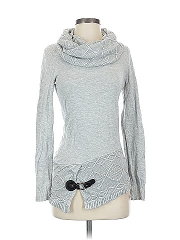 Venus Pullover Sweater (view 1)