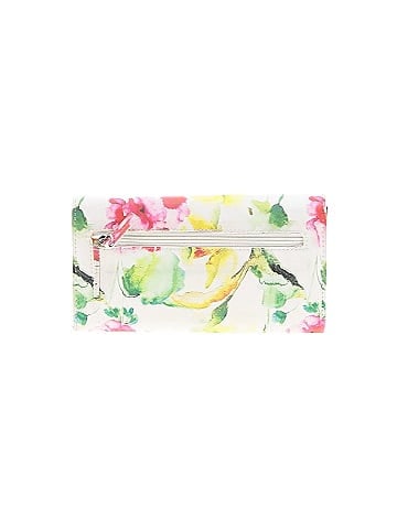 Unbranded Wallet (view 2)