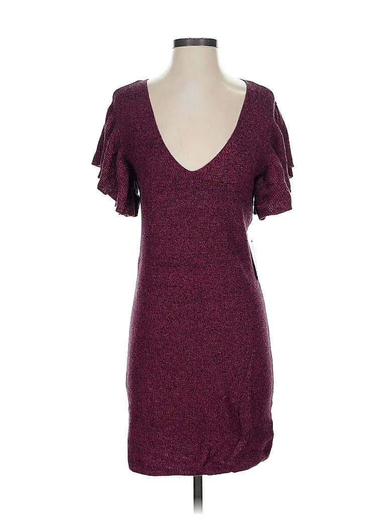 Click to view more detailed imagery on our partner's website Pre-owned Express Casual Dress In Burgundy