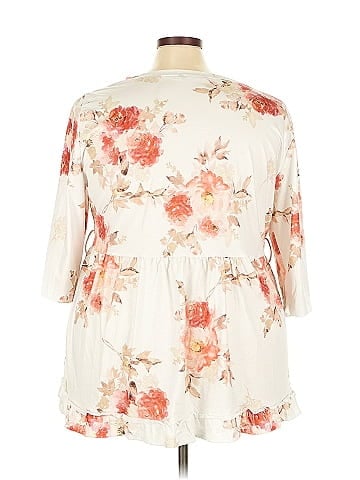 BLOOMCHIC 3/4 Sleeve Blouse (view 2)