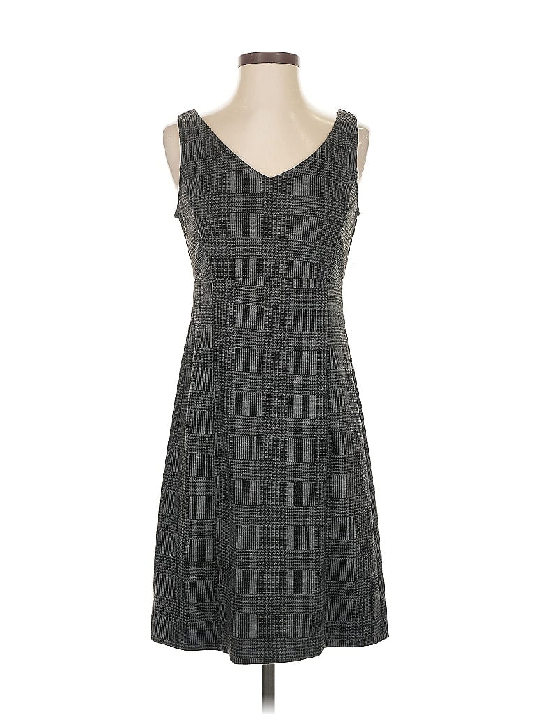 Click to view more detailed imagery on our partner's website Pre-owned New York And Company Casual Dress In Gray