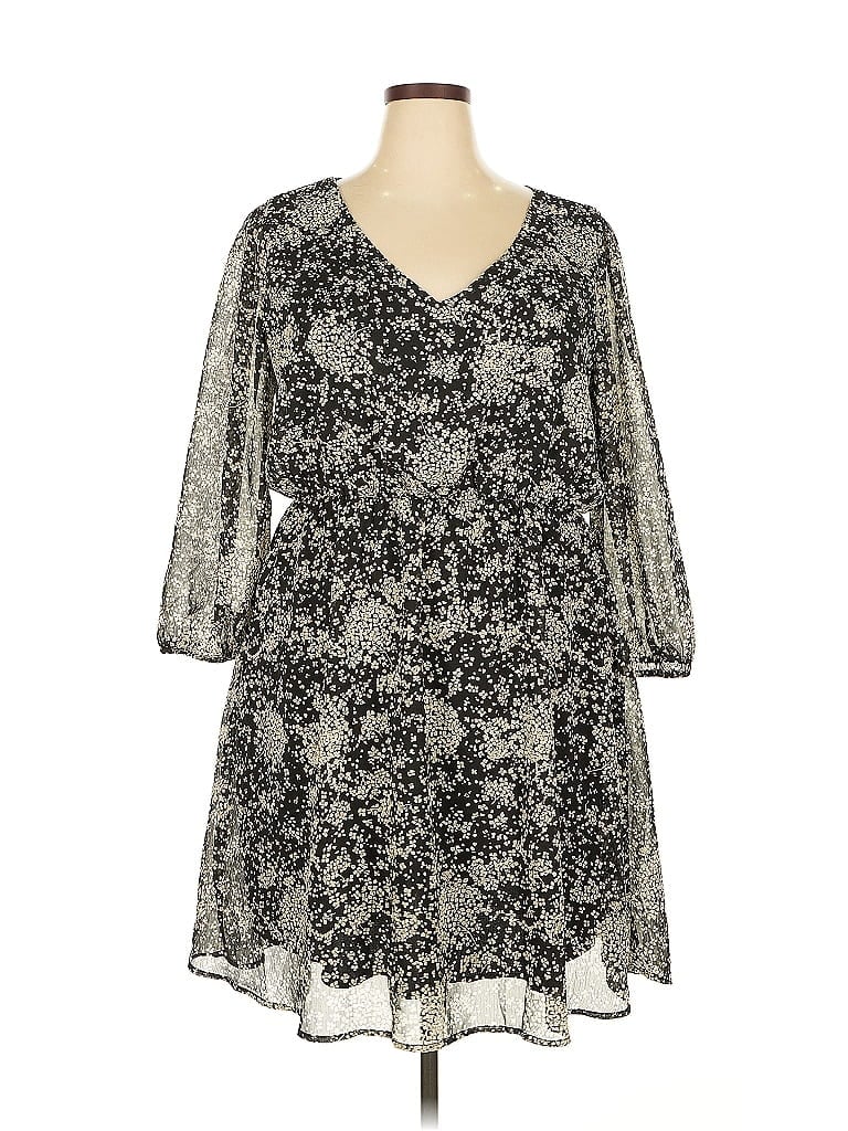 Pre-owned Kaileigh Casual Dress In Gray