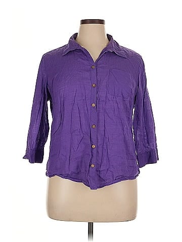 Croft & Barrow 3/4 Sleeve Button-Down Shirt (view 1)