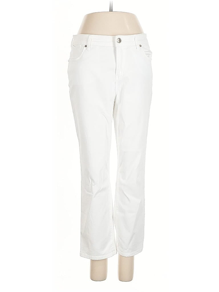 Click to view more detailed imagery on our partner's website Pre-owned Chico's Jeans In White