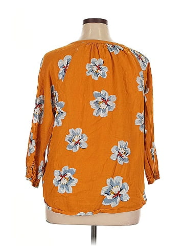 Old Navy 3/4 Sleeve Blouse (view 2)